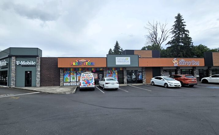 Pictures of Retail, Office property located at 3202 Ocean Beach Hwy, Longview, WA 98632 for lease - image #1