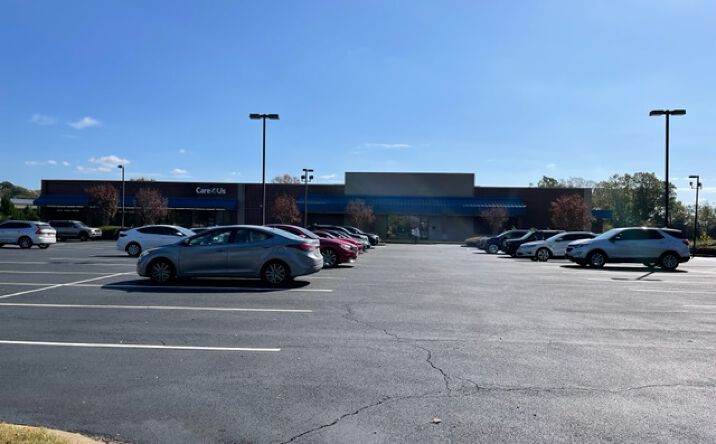 Pictures of Retail, Office property located at 7657 US-70, Memphis, TN 38133 for lease - image #1