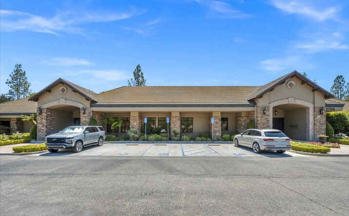 Pictures of Office property located at 3705 W Beechwood Ave, Fresno, CA 93711 for lease - image #1