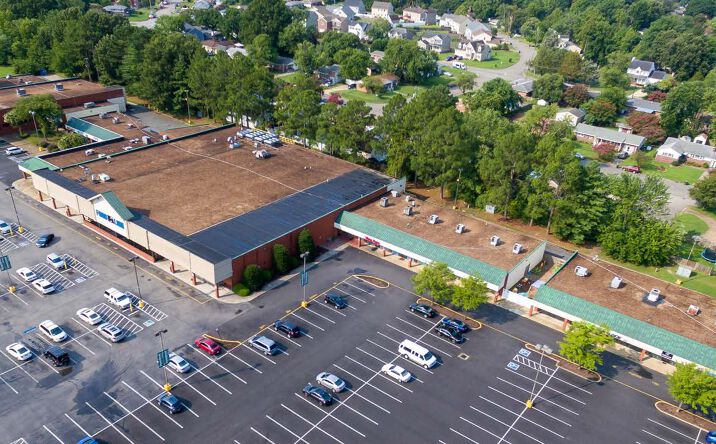 Pictures of Retail property located at 15432 Warwick Blvd, Newport News, VA 23608 for lease - image #1