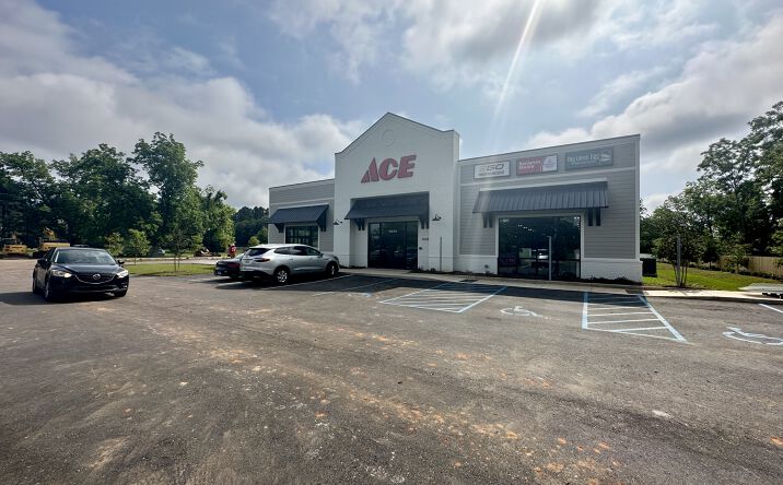 Pictures of Retail, Restaurant, Special Purpose property located at 10058 Belgrove Ave, Daphne, AL 36526 for lease - image #1