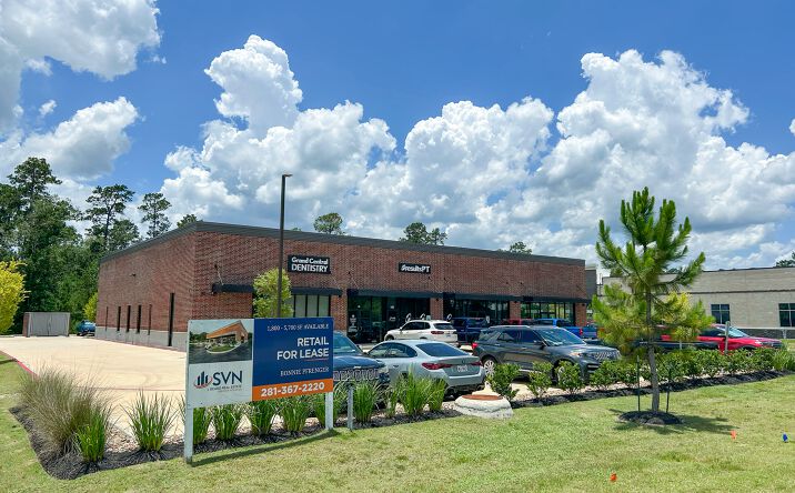 Pictures of Retail property located at 1761 S Loop 336 W, Conroe, TX 77304 for lease - image #1