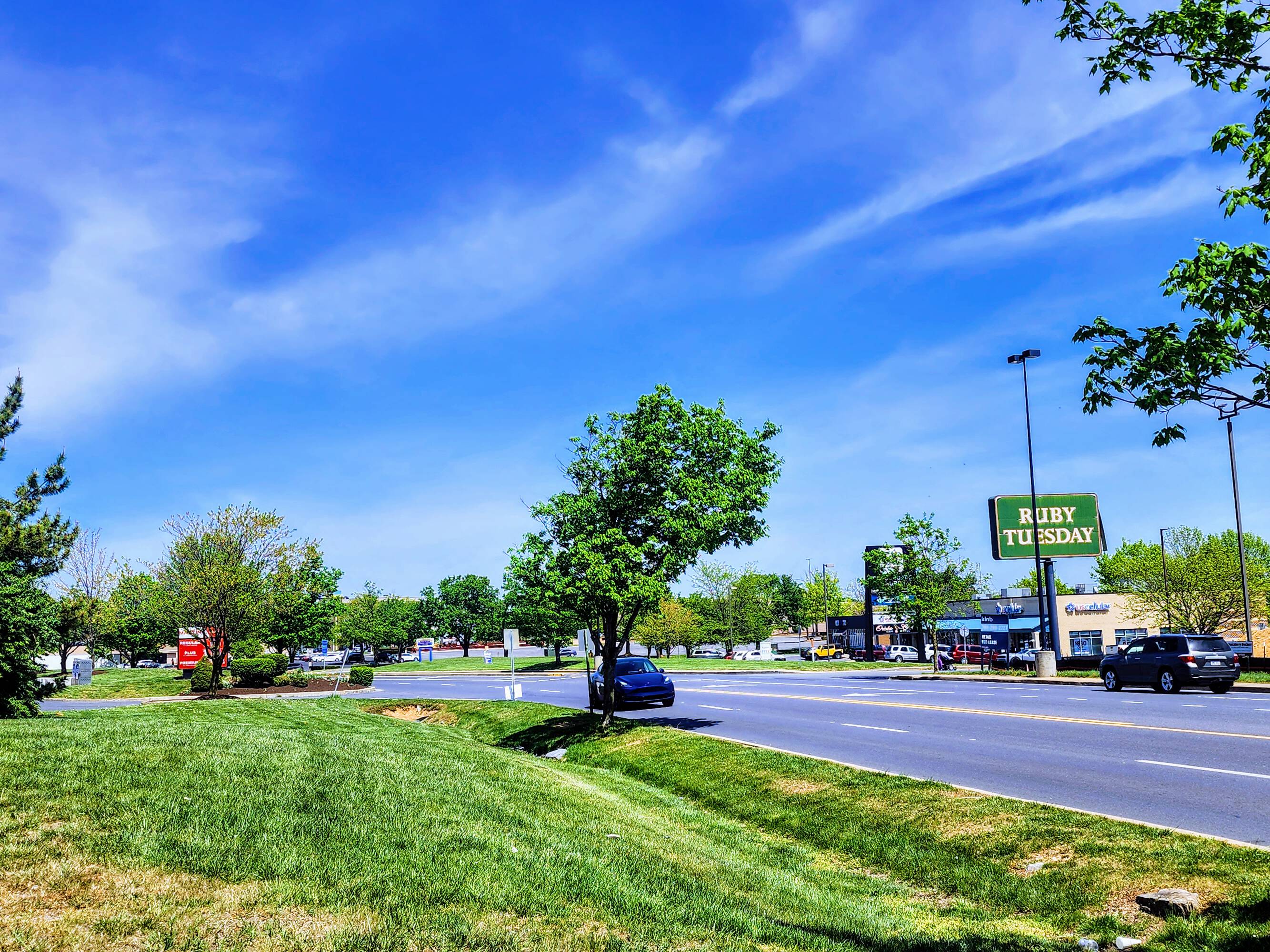 925 Foxcroft Ave, Martinsburg, WV 25401