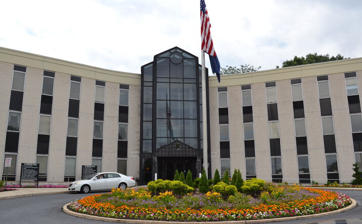 Pictures of Office property located at 20 Erford Rd, Lemoyne, PA 17043 for lease - image #1