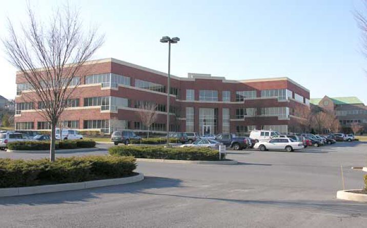 Pictures of Office property located at 4999 Louise Dr, Mechanicsburg, PA 17055 for lease - image #1