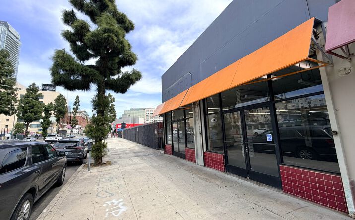 Pictures of Retail, Office, Industrial property located at 1140-1148 S Main St, Los Angeles, CA 90015 for lease - image #1