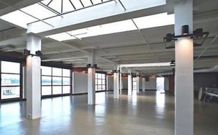 Pictures of Retail, Office property located at W 20th St, New York, NY 10011 for lease - image #1