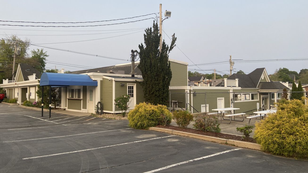 52 Main St, Hopkinton, MA 01748 Retail Space for Lease Hopkinton Drug