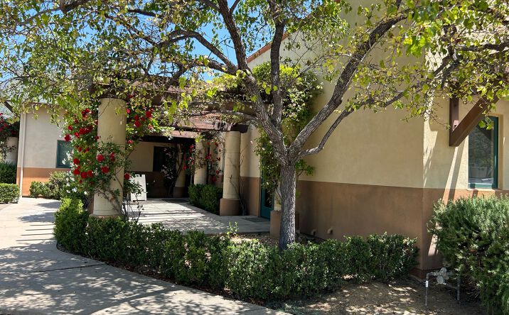 Pictures of Office, Special Purpose property located at 407A Bryant Cir, Ojai, CA 93023 for lease - image #1
