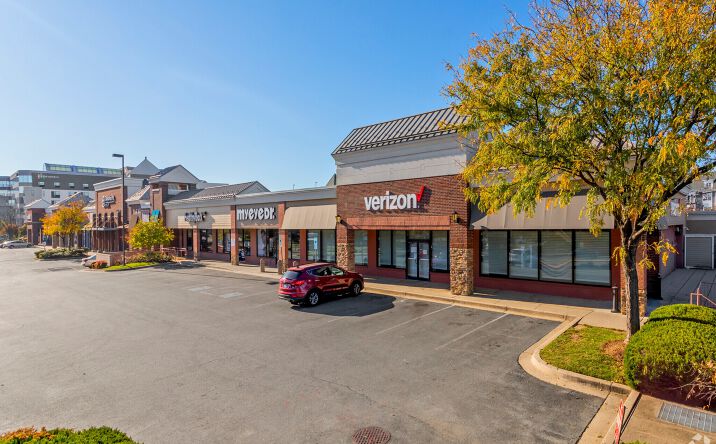 Pictures of Retail property located at 1701 Rockville Pike, Rockville, MD 20852 for lease - image #1