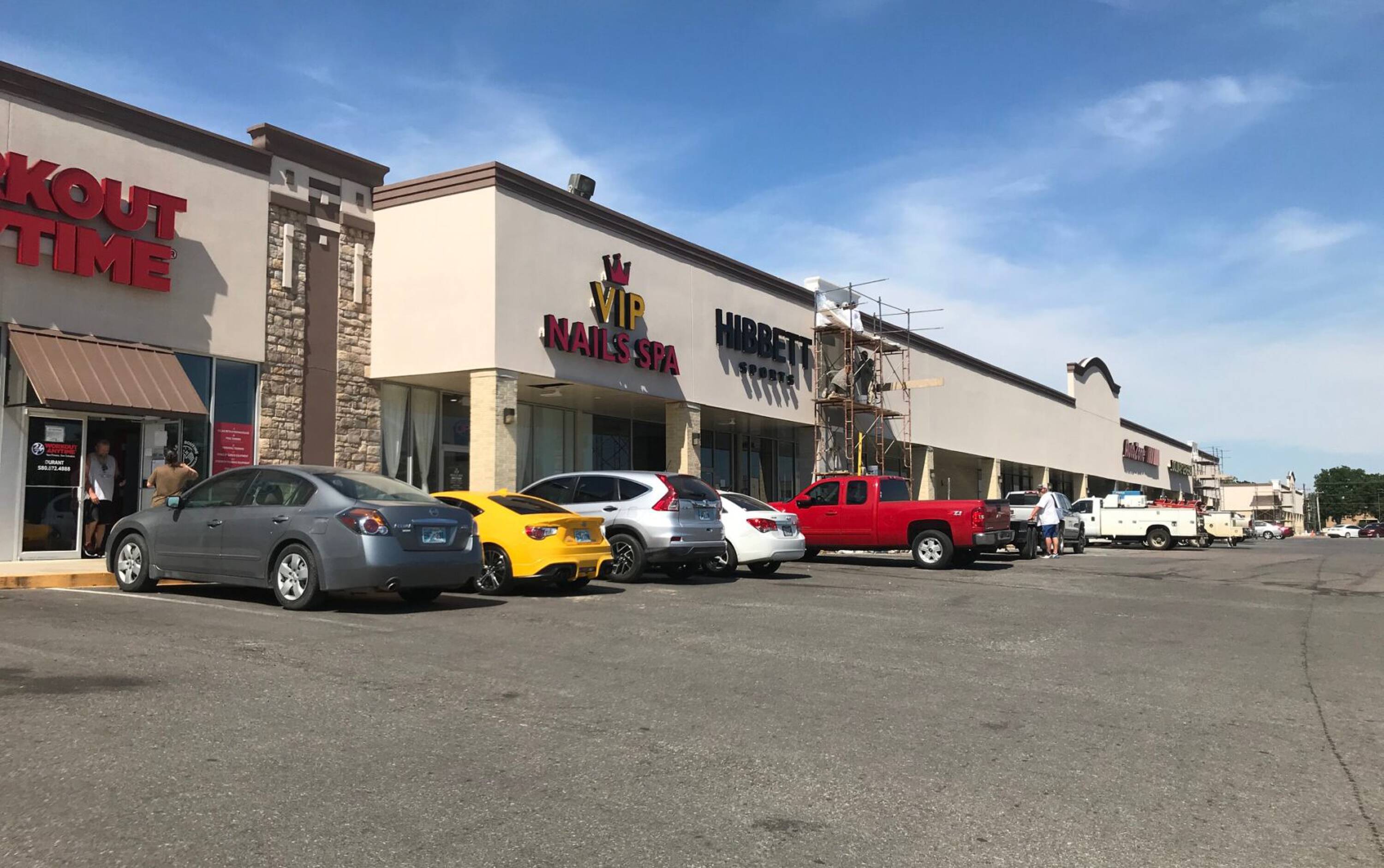 901 W Main St - 19eyibq