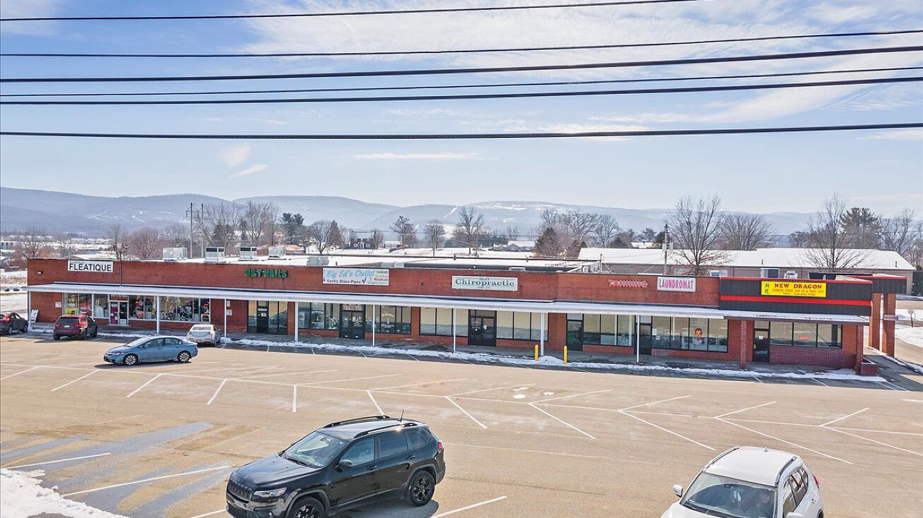 855 US22, Blairsville, PA 15717 Retail Space for Lease 855 W Route 22