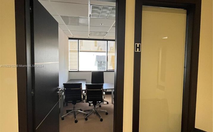 Pictures of Office property located at 2730 SW 3rd Ave # H, Miami, FL 33129 for lease - image #1