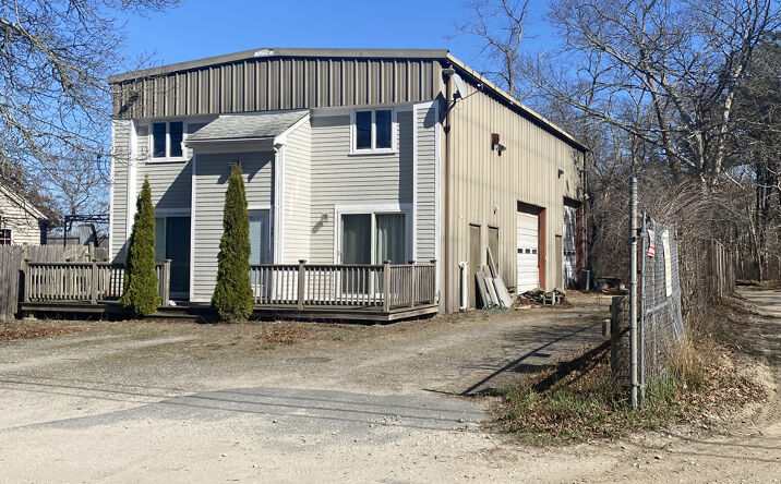 Pictures of Industrial property located at 77 Old Yarmouth Rd, Barnstable, MA 02601 for sales - image #1