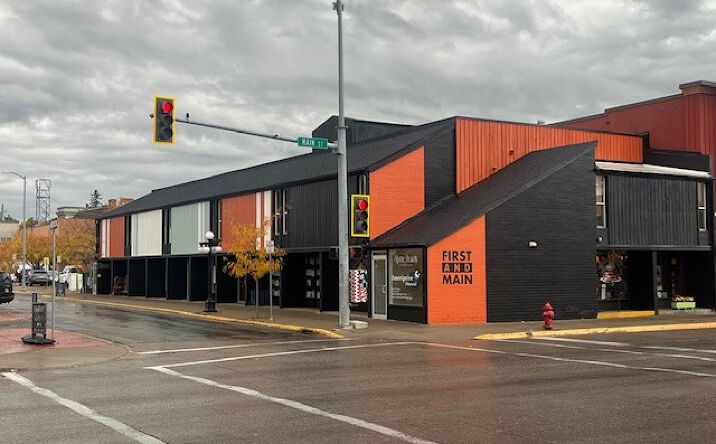 Pictures of Retail, Office property located at 100 Main St, Kalispell, MT 59901 for lease - image #1