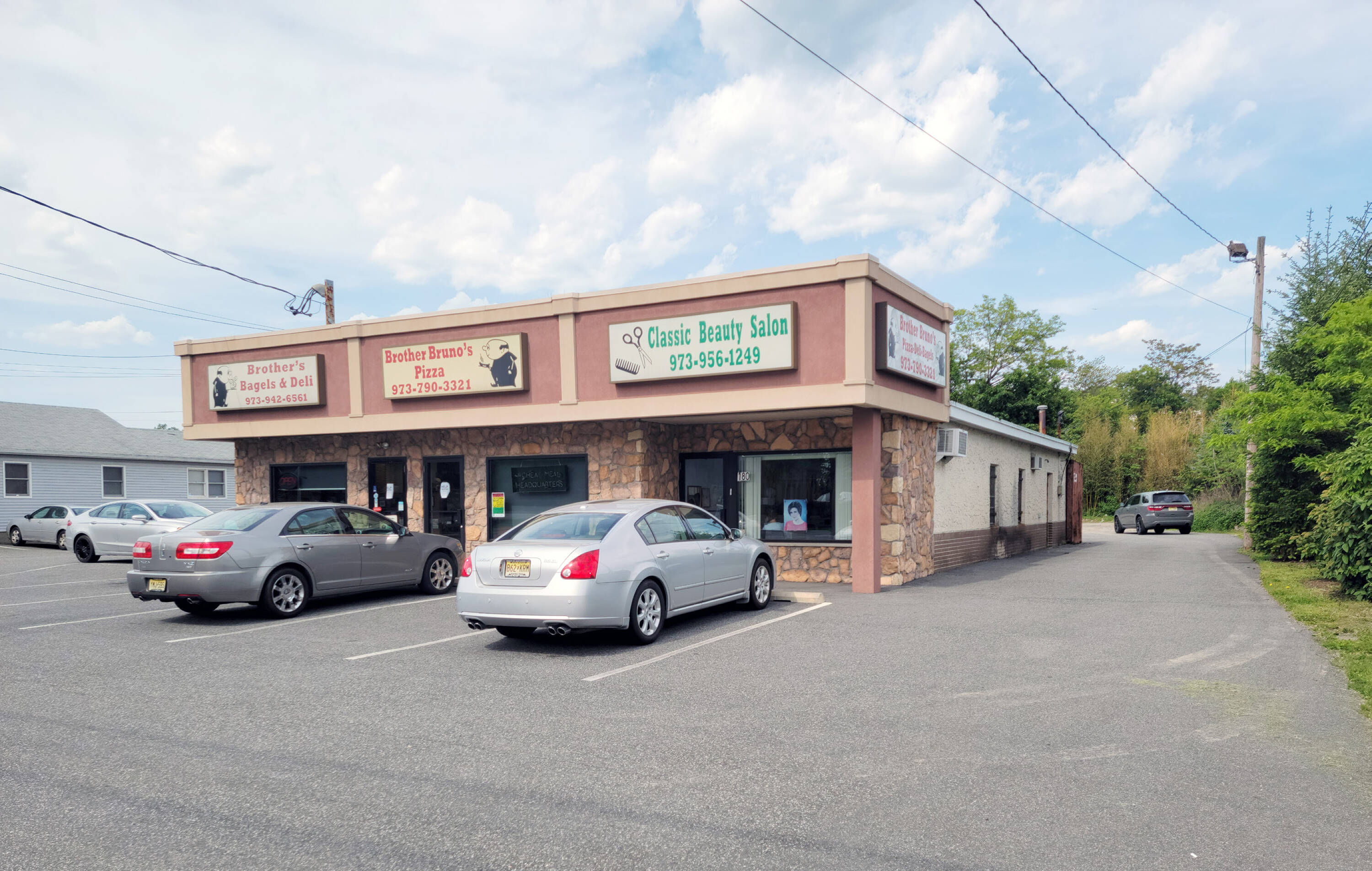 180200 Hamburg Turnpike, Wayne, NJ 07470