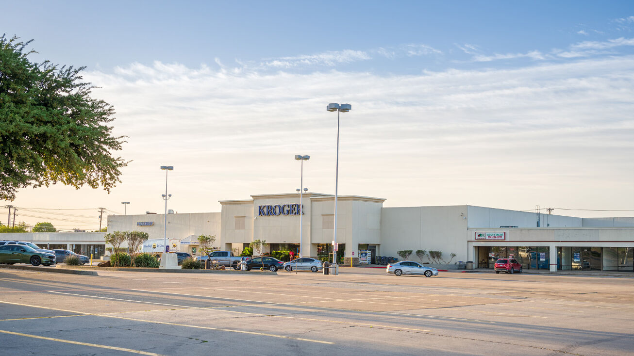 552 W Interstate 30, Garland, TX 75043 Retail Space for Lease SWQ