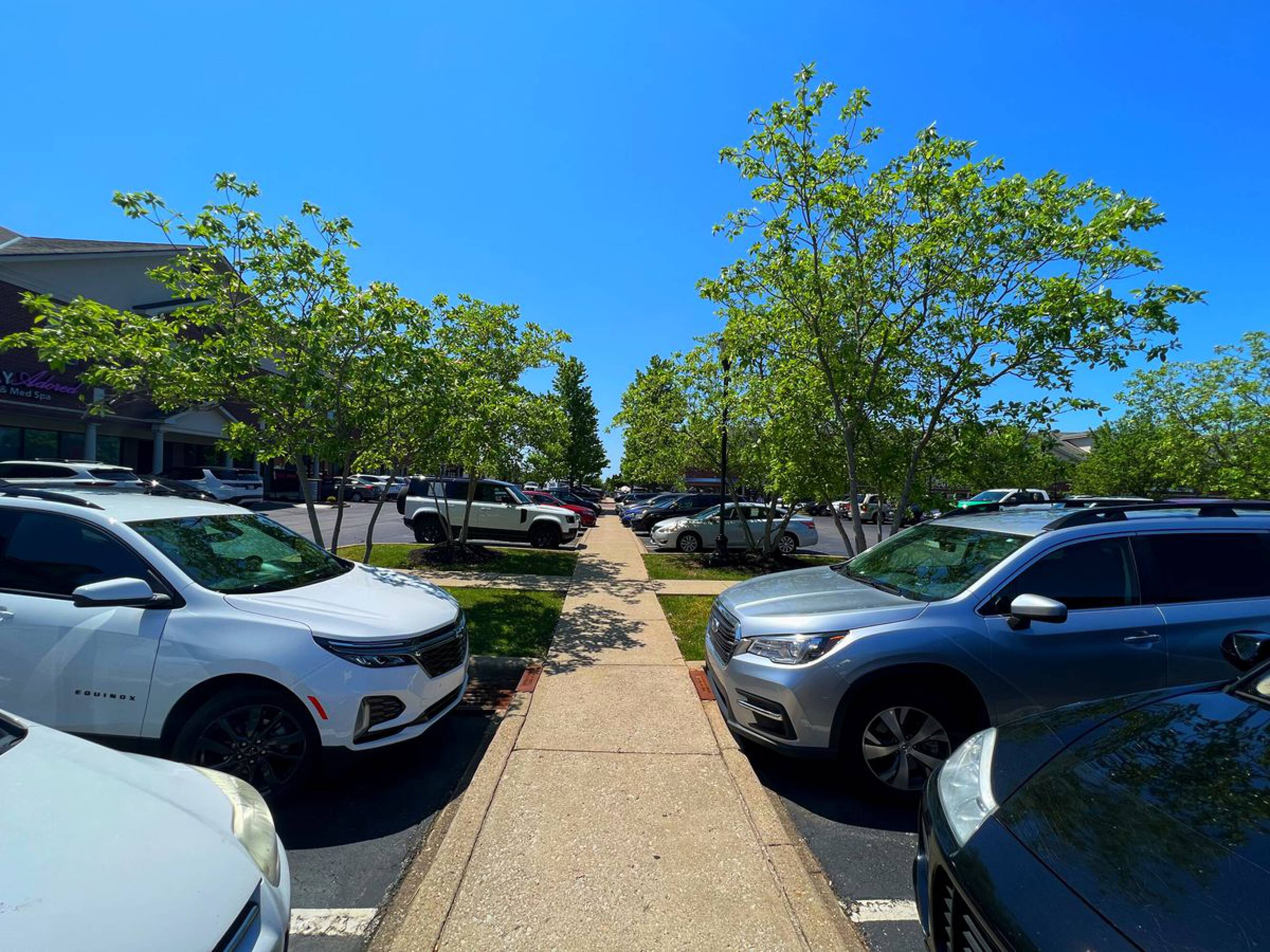 175 S English Station Rd, Louisville, KY 40245