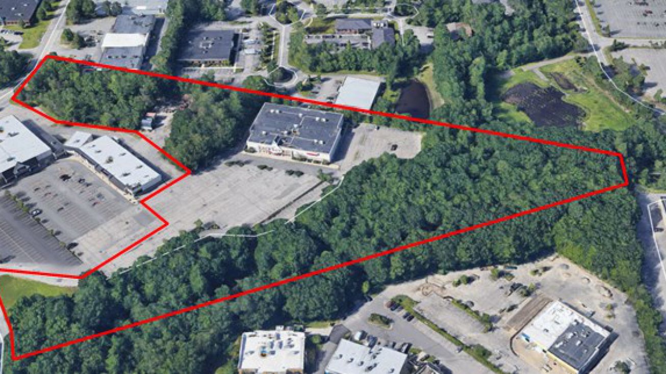 333 Clarks Pond Pkwy, South Portland, ME 04106 Retail Space for Lease