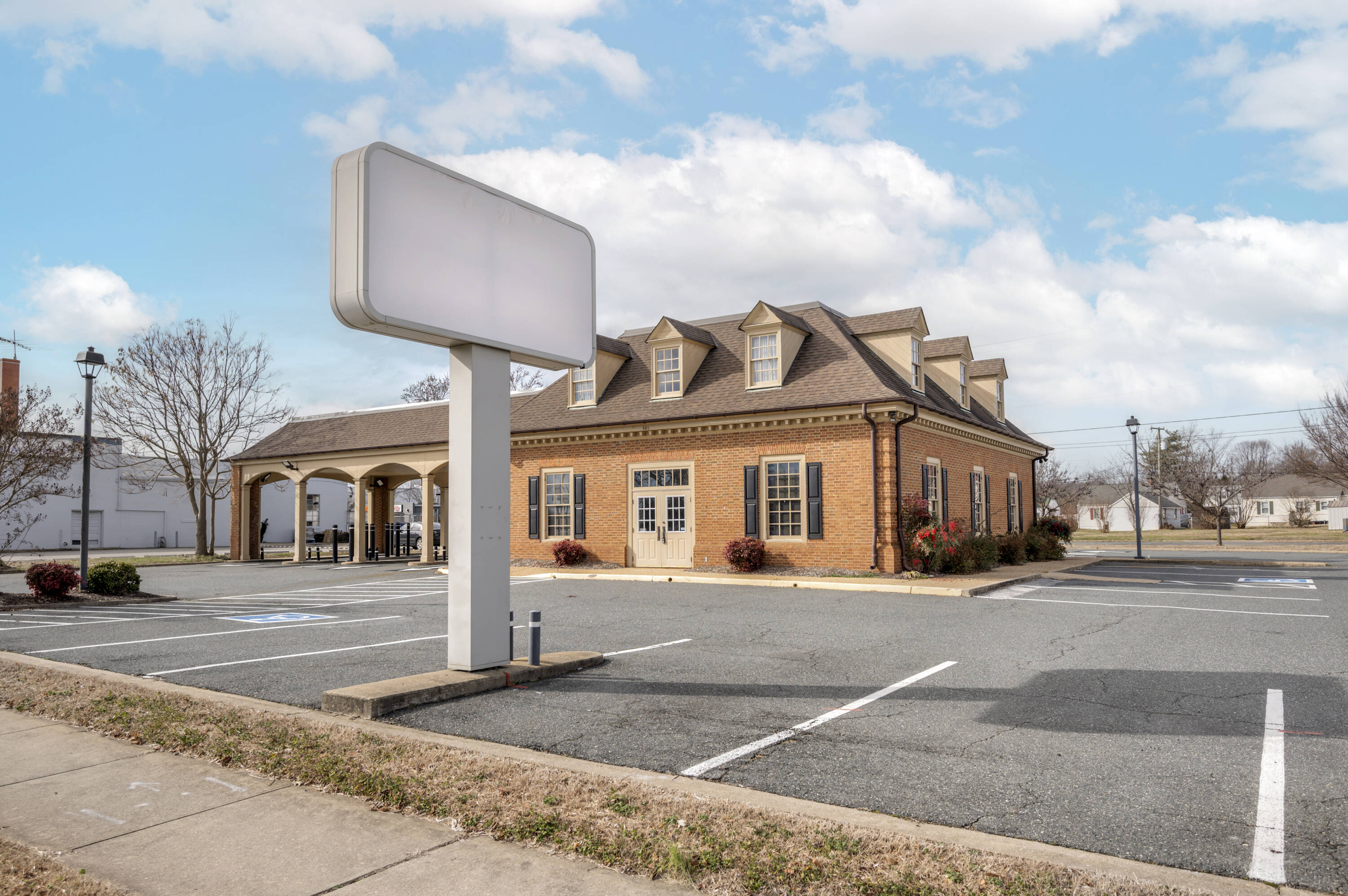 401 Jefferson Davis Hwy, Fredericksburg, VA 22401