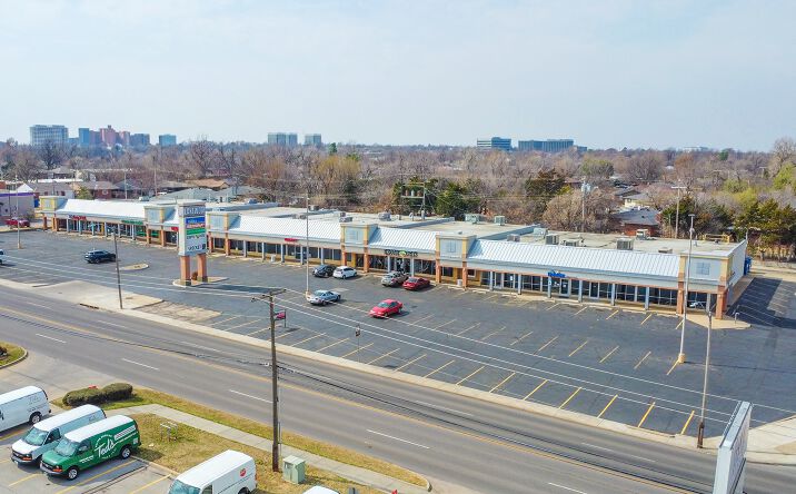Pictures of Retail property located at 6807-6917 N May Ave, Oklahoma City, OK 73116 for lease - image #1