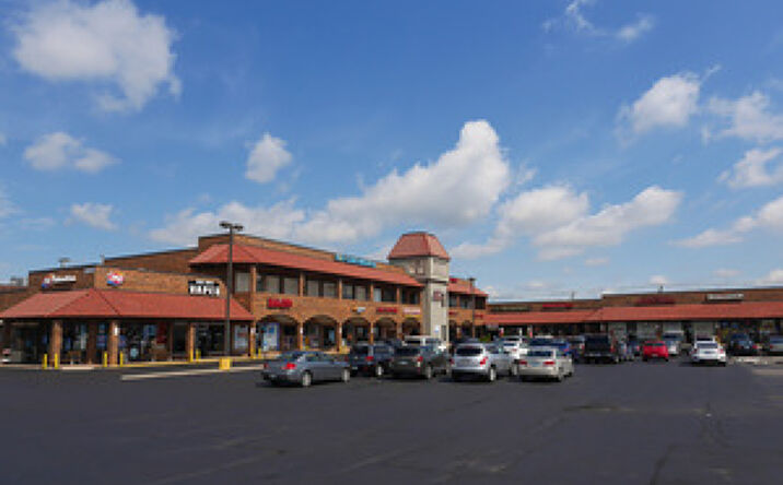 Pictures of Office property located at 229 W GRAND Avenue, Bensenville, IL 60106 for lease - image #1