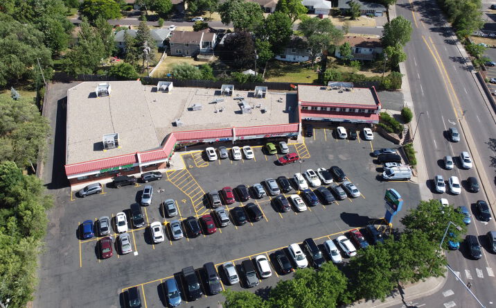 Pictures of Retail property located at 7105 Cedar Lk Rd S, St Louis Park, MN 55426 for lease - image #1