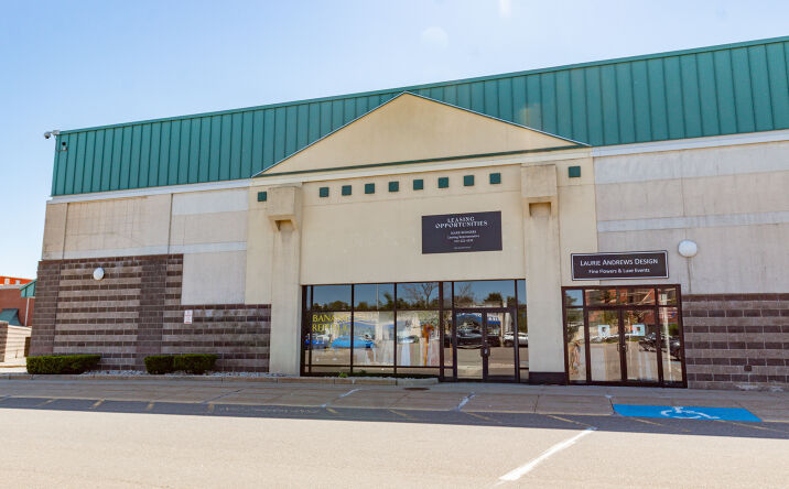 Pictures of Retail property located at 364 Maine Mall Rd, South Portland, ME 04106 for lease - image #1