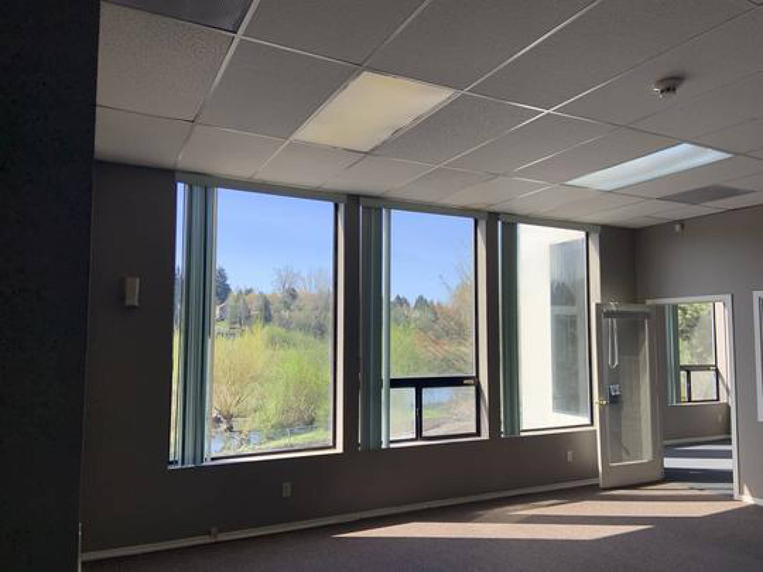 7080 SW Nyberg St, Tualatin, OR 97062