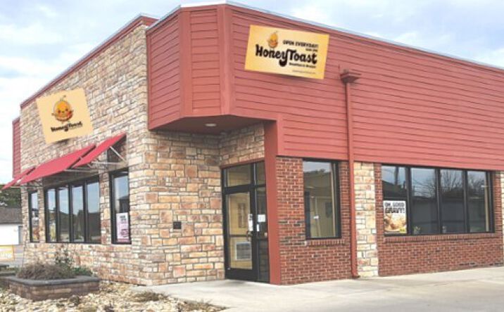 Pictures of Retail property located at 6488 Brandt Pike, Huber Heights, OH 45424 for lease - image #1