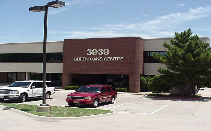 Pictures of Office property located at 3939 SW Green Oaks Blvd, Arlington, TX 76017 for lease - image #1