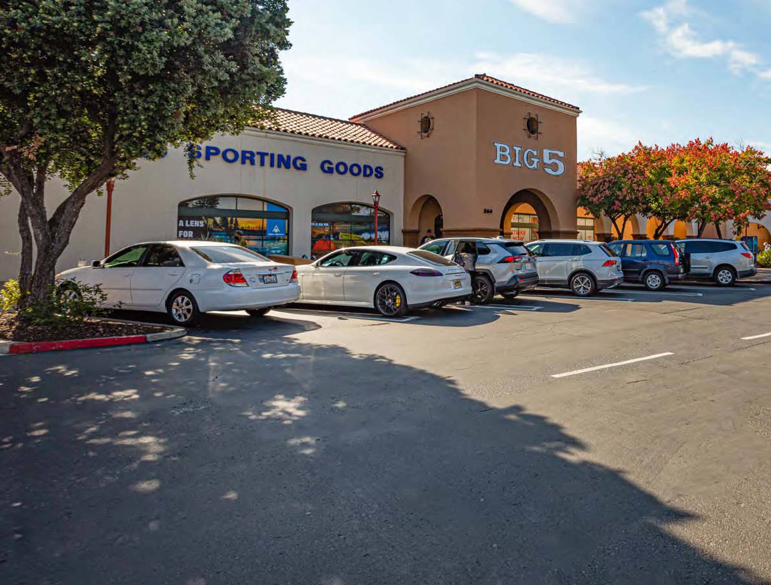 Unlock Chula Vista's Retail Potential - Space Available!