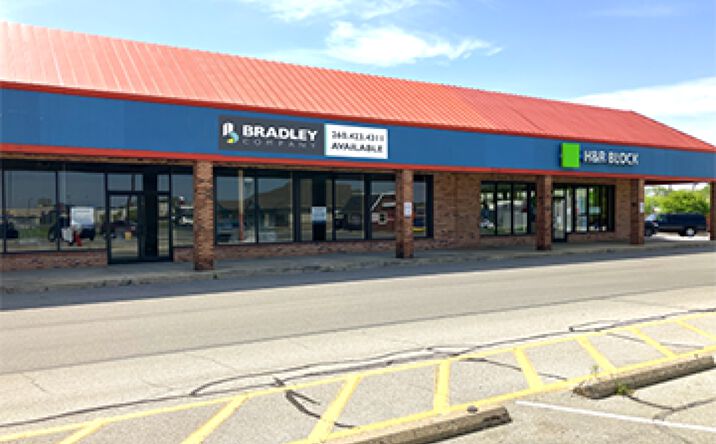 Pictures of Retail property located at 1305 Cass St, Wabash, IN 46992 for lease - image #1