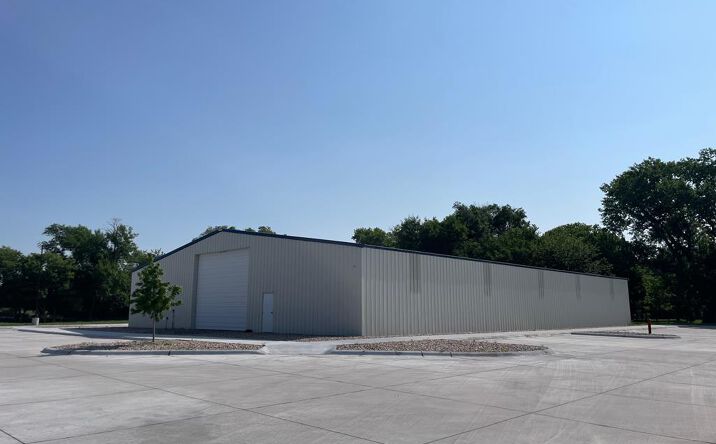 Pictures of Industrial property located at 3220 W Schimmer Dr, Grand Island, NE 68801 for lease - image #1