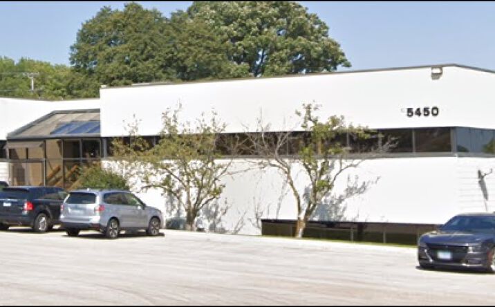 Pictures of Office property located at 5450 Wansford Way, Rockford, IL 61109 for sales - image #1