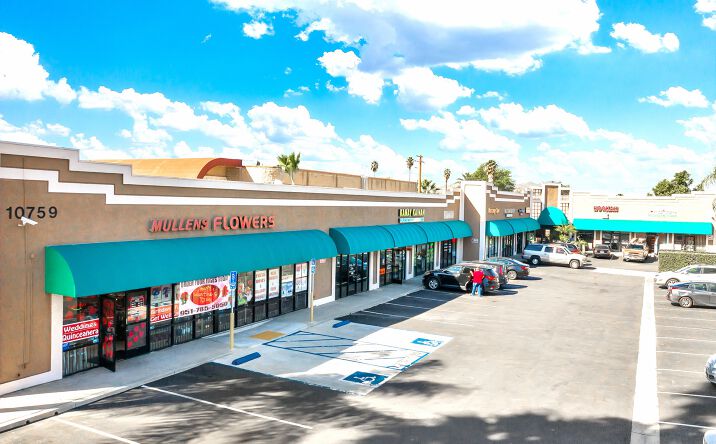 Pictures of Retail property located at 10759 Magnolia Ave, Riverside, CA 92505 for lease - image #1