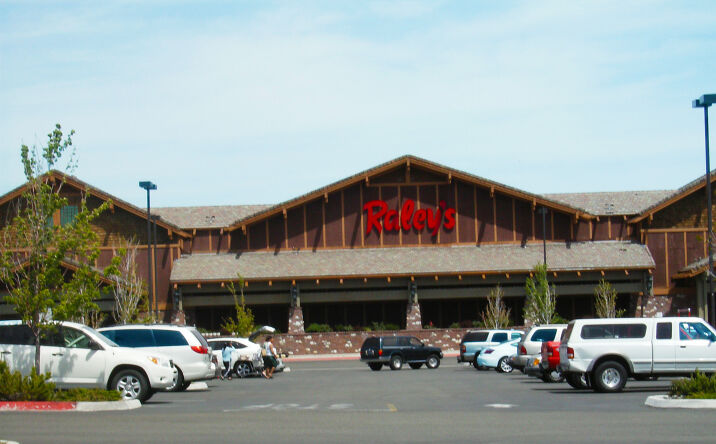 Pictures of Retail, Restaurant property located at 1630 Robb Dr, Reno, NV 89523 for lease - image #1