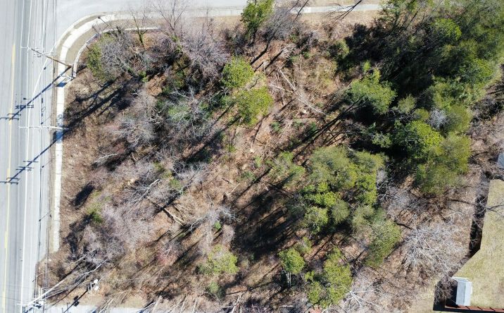 Pictures of Land property located at 2811 Mountain Rd, Pasadena, MD 21122 for lease - image #1