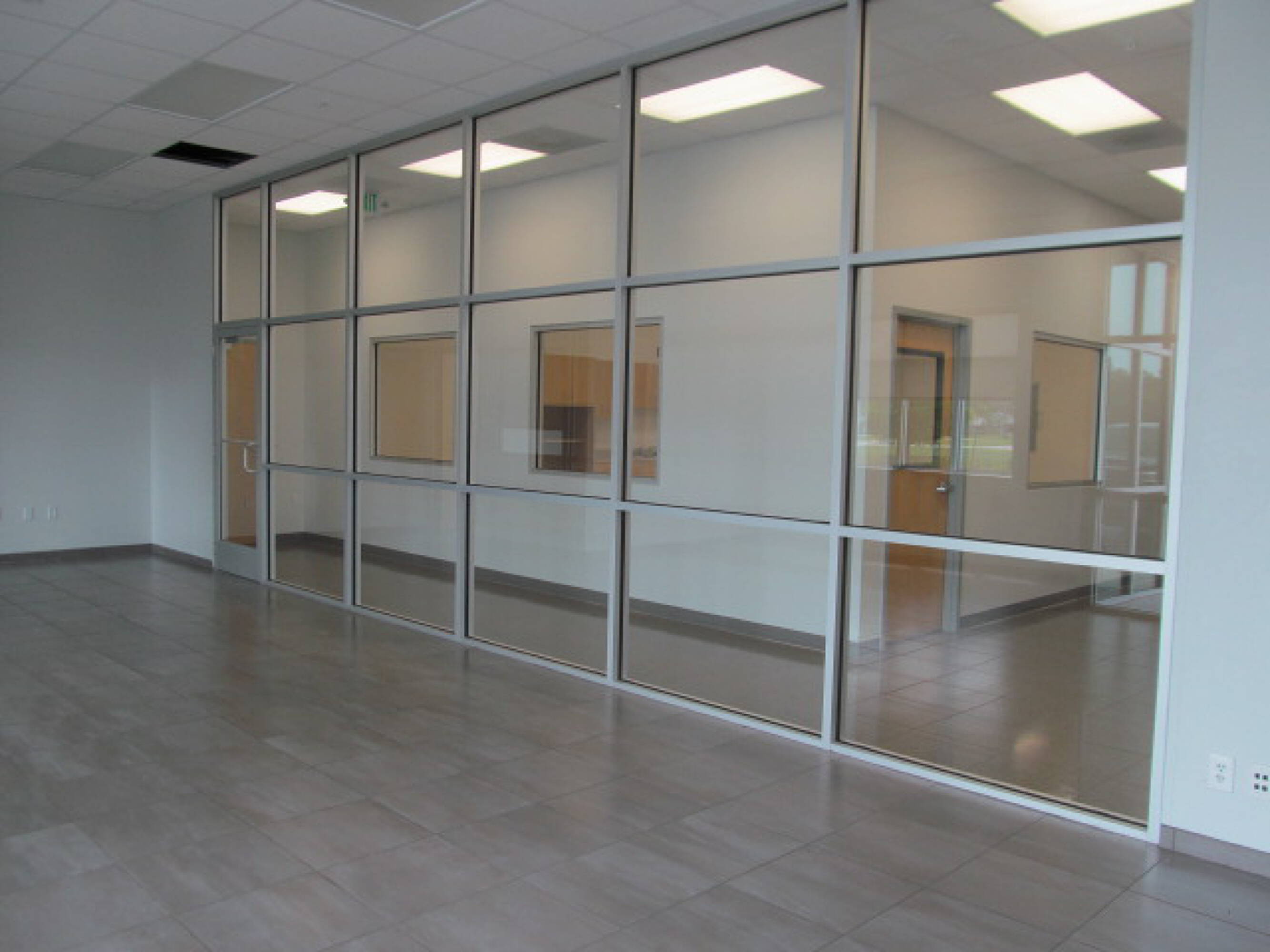 4614 Pet Ln, Lutz, FL 33559