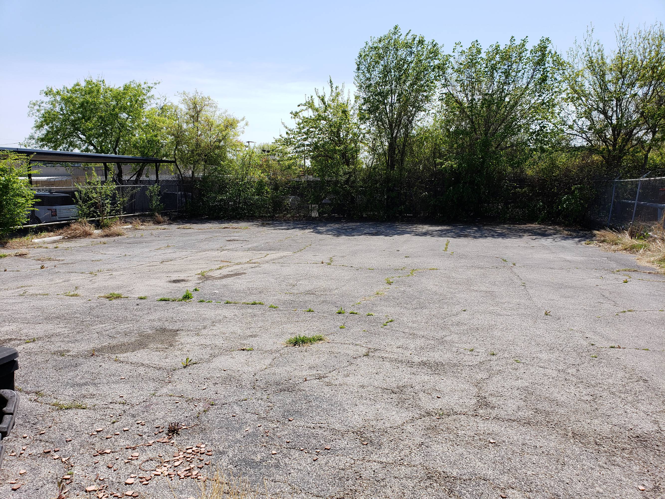 1231352