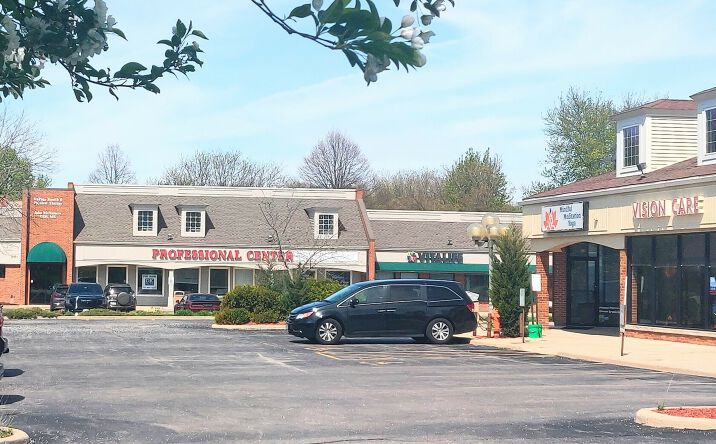 Pictures of Retail, Office property located at 1795 S Washington St, Naperville, IL 60565 for lease - image #1