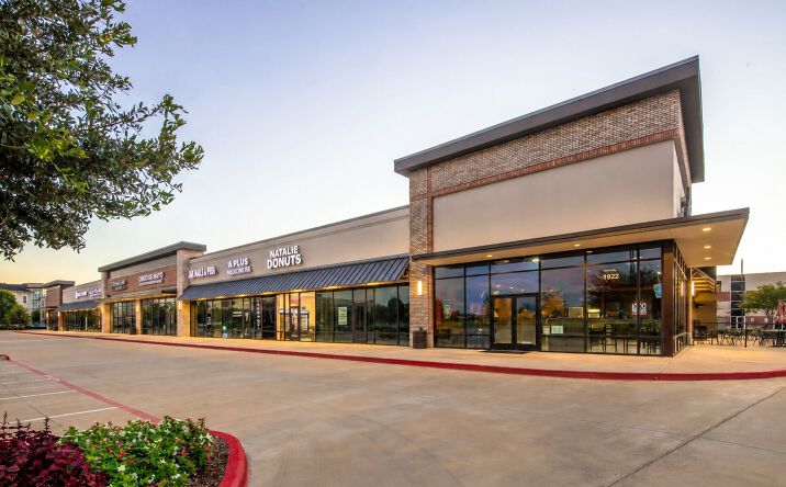 Pictures of Retail property located at 1922 Greenhouse Rd, Houston, TX 77084 for lease - image #1