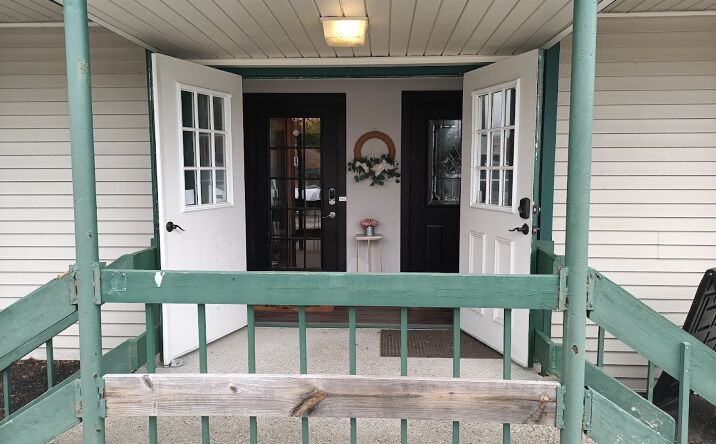Pictures of Retail, Office property located at 71 Main St, Sturbridge, MA 01566 for lease - image #1