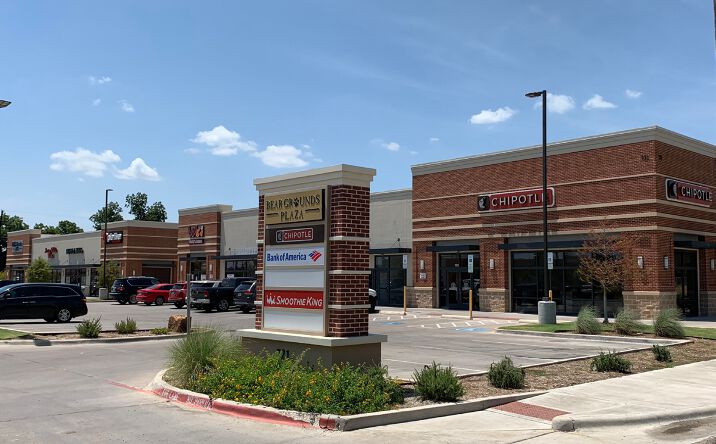 Pictures of Retail, Restaurant property located at 721 S 4th St, Waco, TX 76706 for lease - image #1