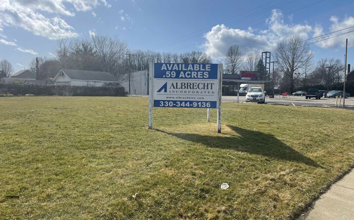 Pictures of Land property located at 530 E Tallmadge Ave, Akron, OH 44310 for lease - image #1