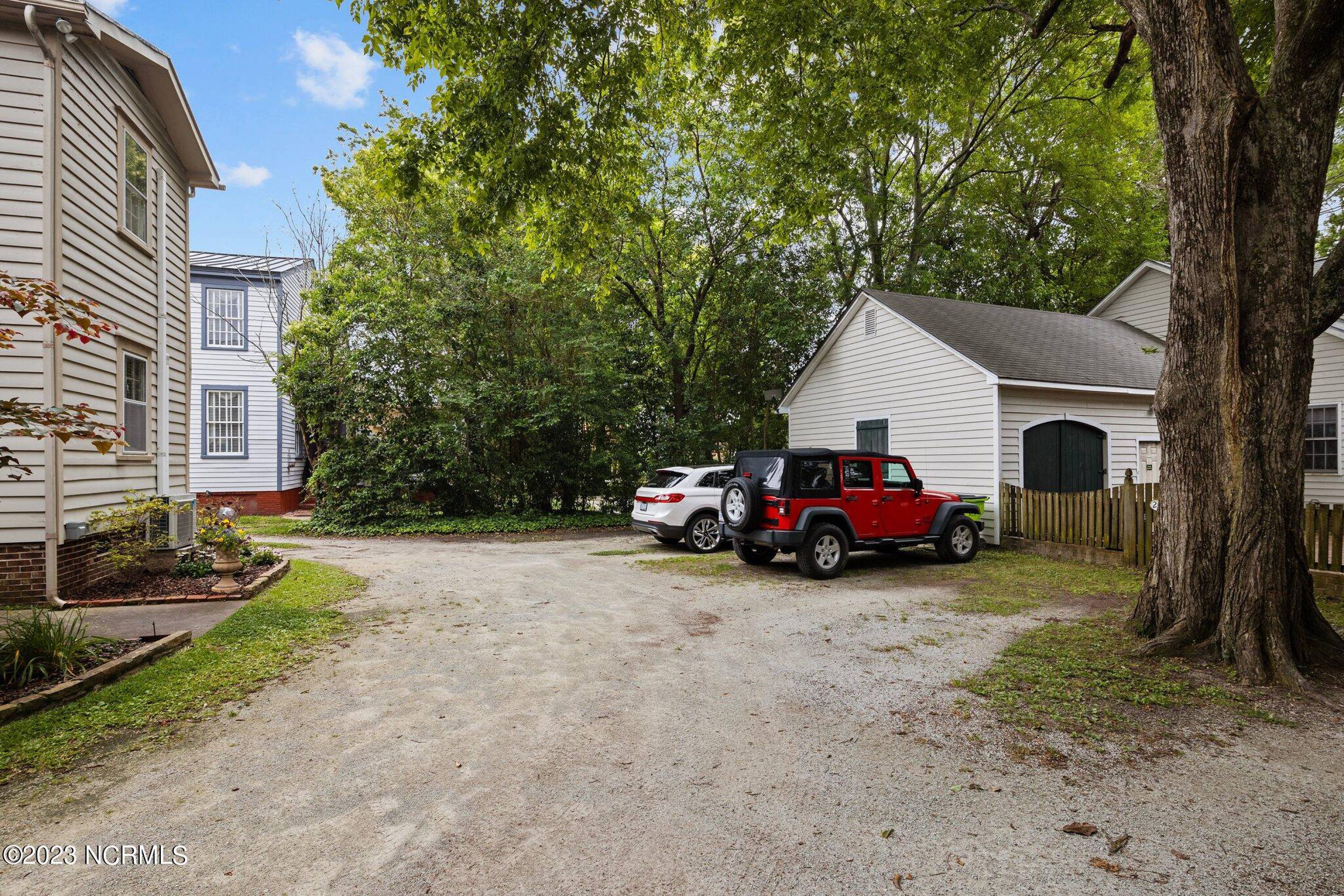 219 Pollock Street, New Bern, NC 28560