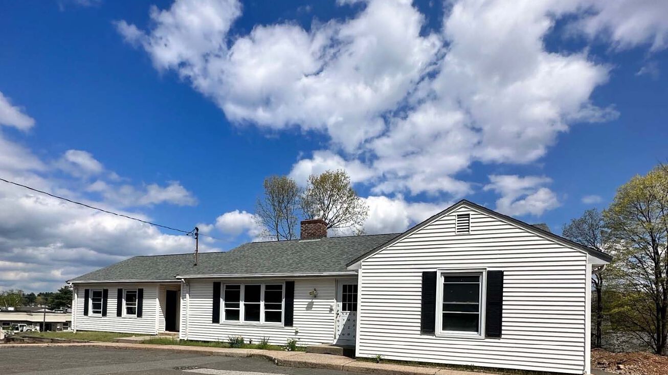 40 W Avon Rd, Avon, CT 06001 Office Space for Lease 40 West Avon Road