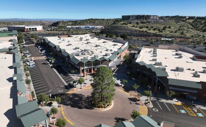 Pictures of Retail property located at 3250 Gateway Boulevard, Prescott, AZ 86303 for lease - image #1