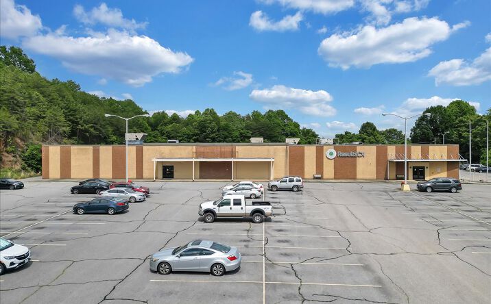 Pictures of Retail, Office, Special Purpose property located at 2000 Virginia Ave, Collinsville, VA 24078 for lease - image #1