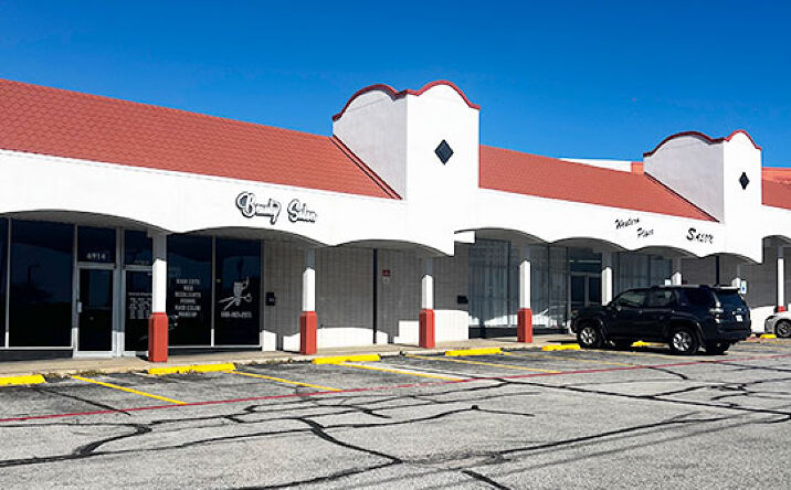 Pictures of Retail property located at 6900 Camp Bowie Blvd, Fort Worth, TX 76116 for lease - image #1